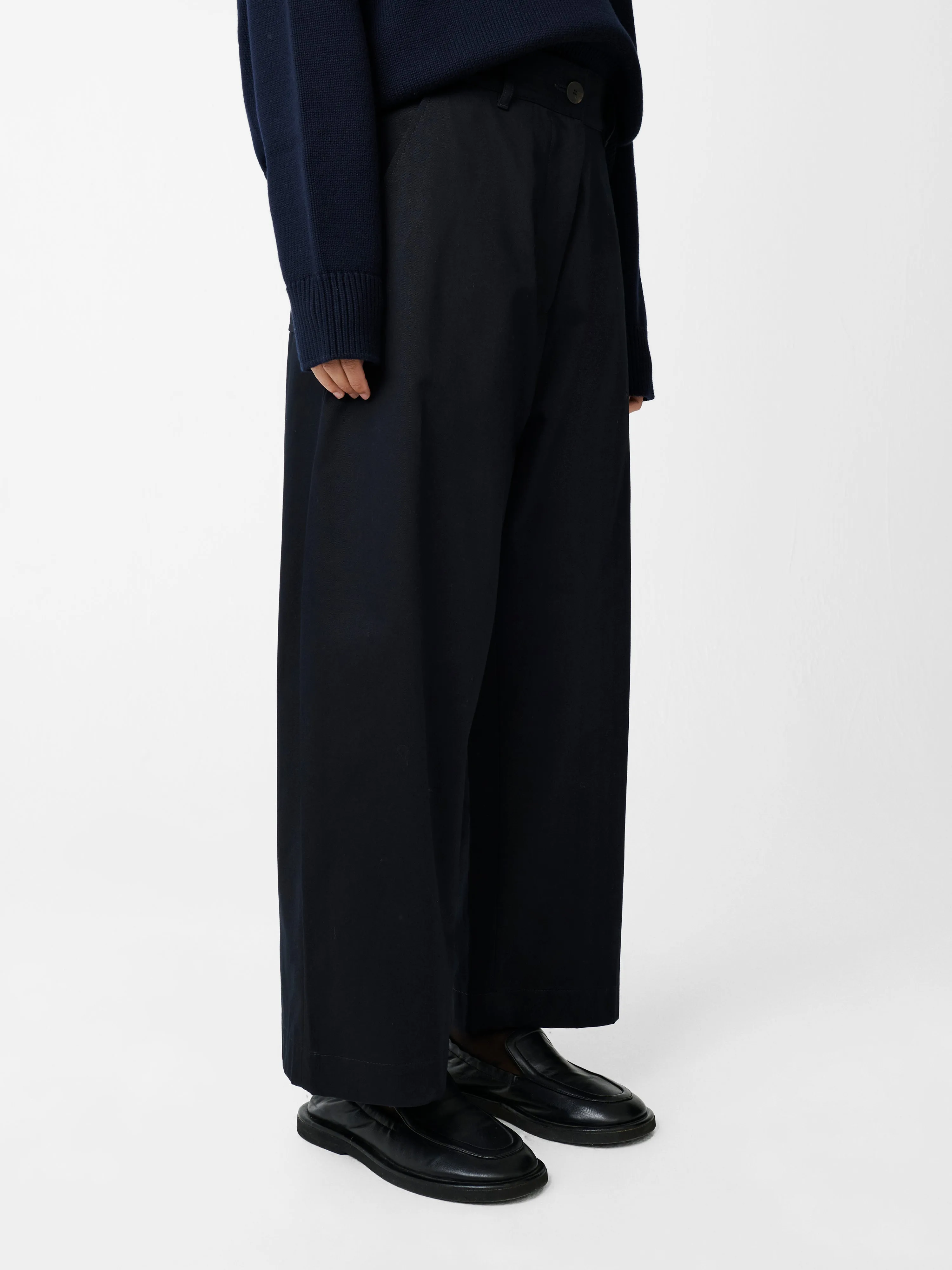 Chalco Twill Pant in Darkest Navy