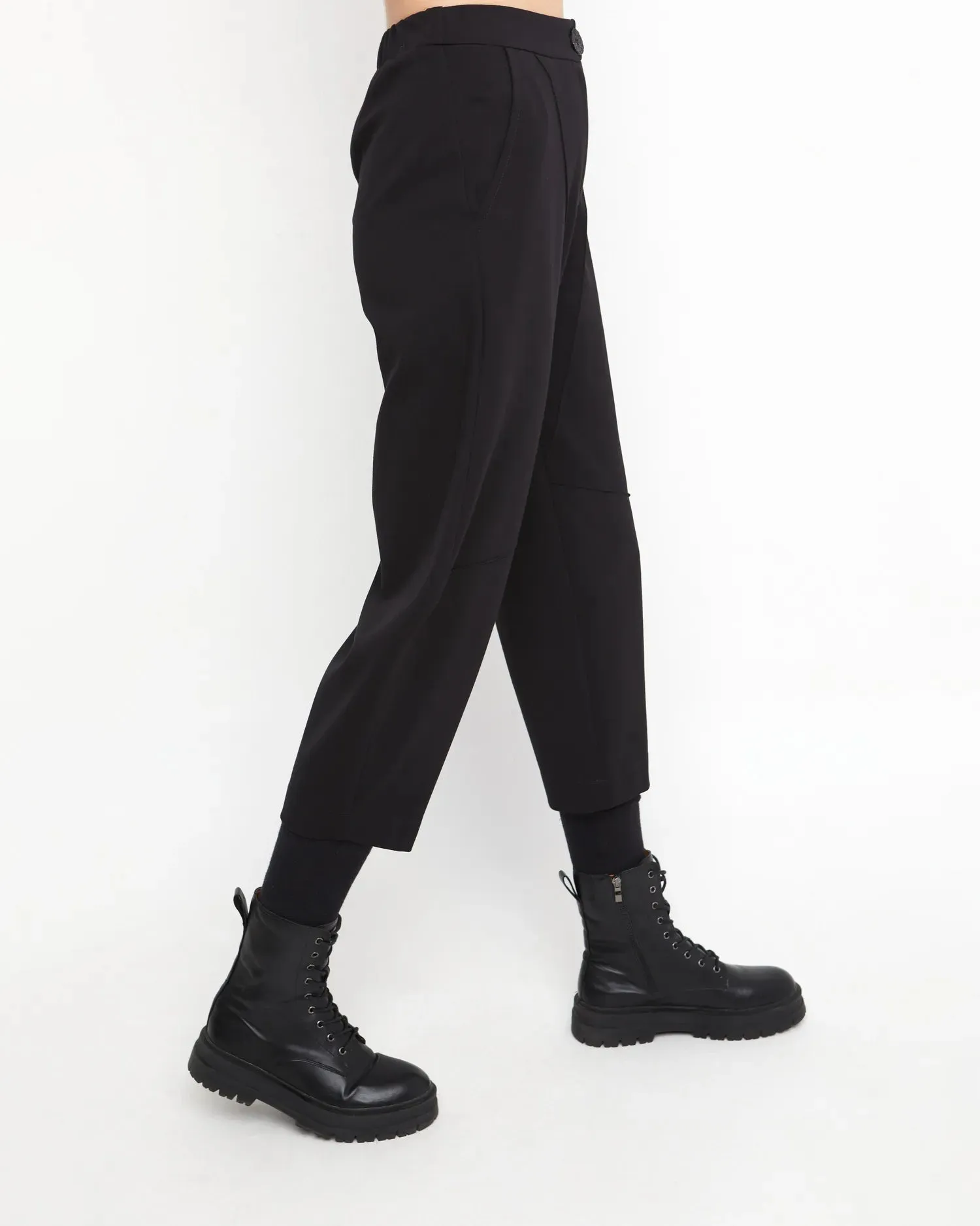 Ozai N Ku B Sharp Pants, Black